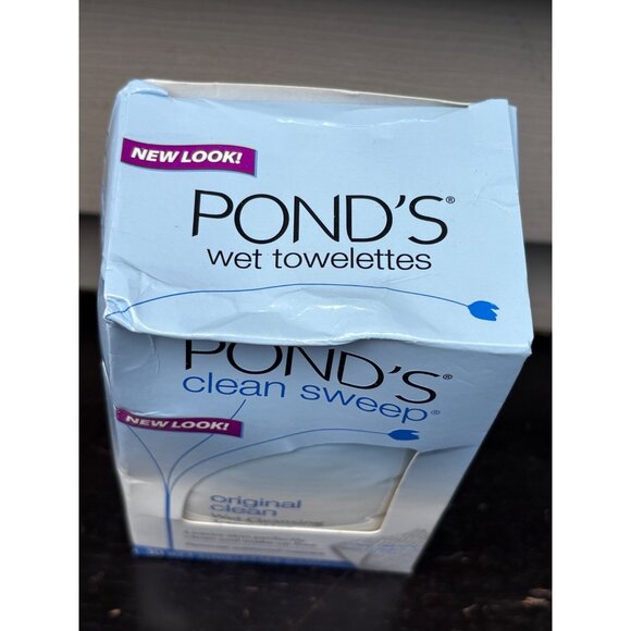 Ponds Clean Sweep Original Clean Wet Cleansing Towelettes 30 Ct New Old Stock - Picture 2 of 6